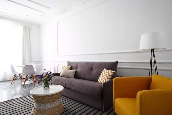 Apartamentos Plaza Constitución  Larios
