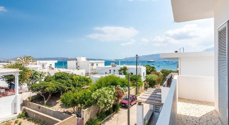 White Rock Milos Suites
