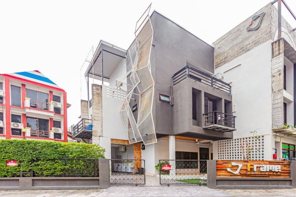 Oyo 435 Frame Residence