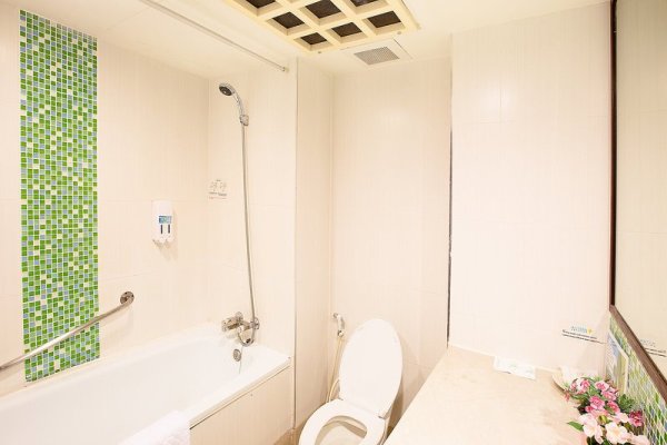 Oakwood Hotel & Residence Bangkok