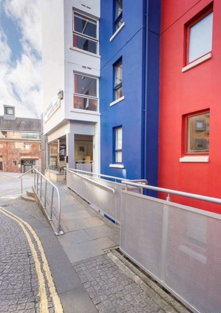 Holyrood Aparthotel
