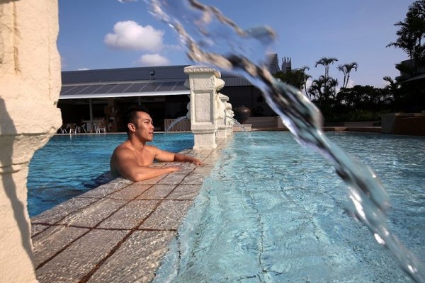 PARKROYAL Serviced Suites