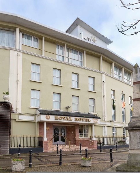 The Royal Hotel & Merrill Leisure Club