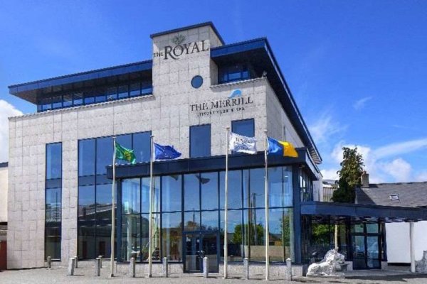 The Royal Hotel & Merrill Leisure Club