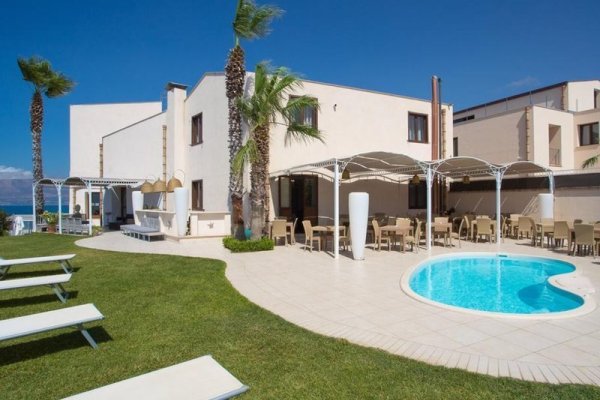 Marina Holiday Resort & SPA