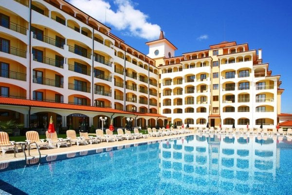 Hotel Sunrise All Suites Resort