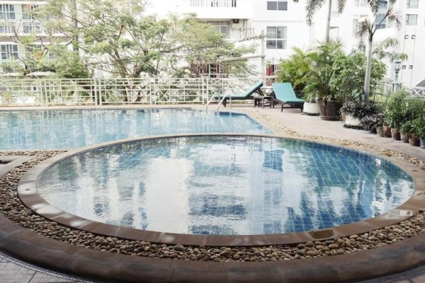 Mike Beach Resort