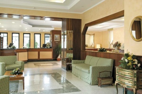 American Hotel