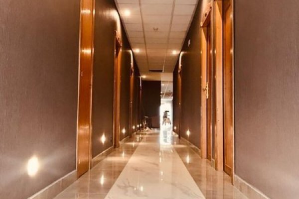 American Hotel