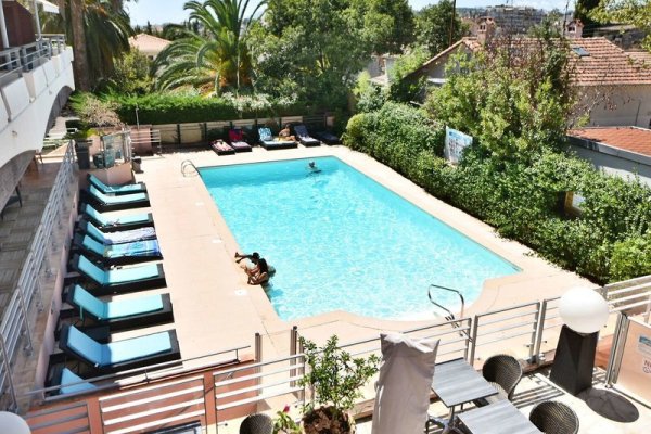 Zenitude HôtelRésidences  Le Cannet