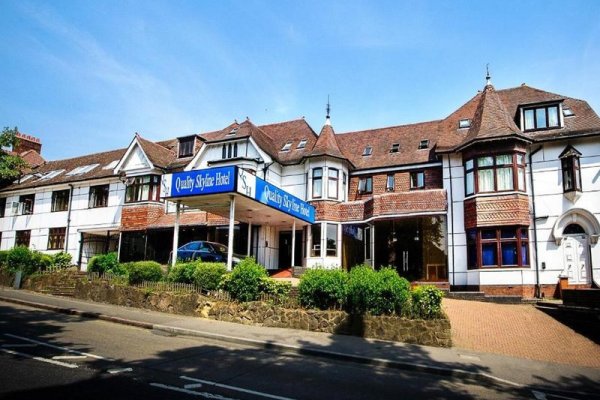 The Luton Hotel