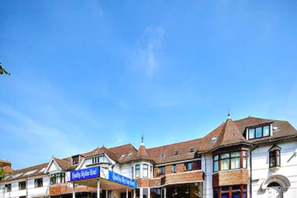 The Luton Hotel