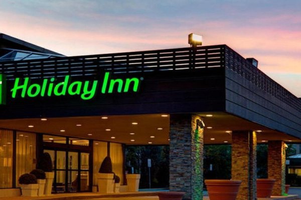 Holiday Inn Toronto Airport East
