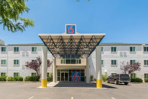 Motel 6 Cedar City