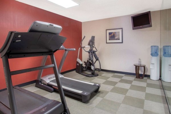 Holiday Inn Express & Suites Phoenix  Midtown