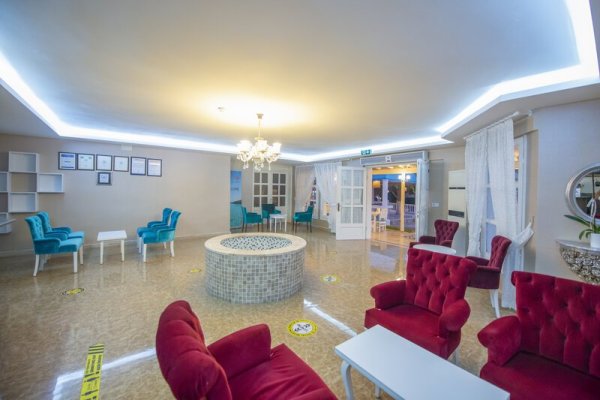 White Otel