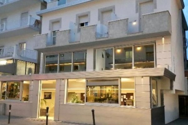 Hotel Romina