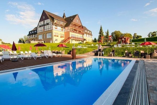 Panorama Berghotel Wettiner Höhe