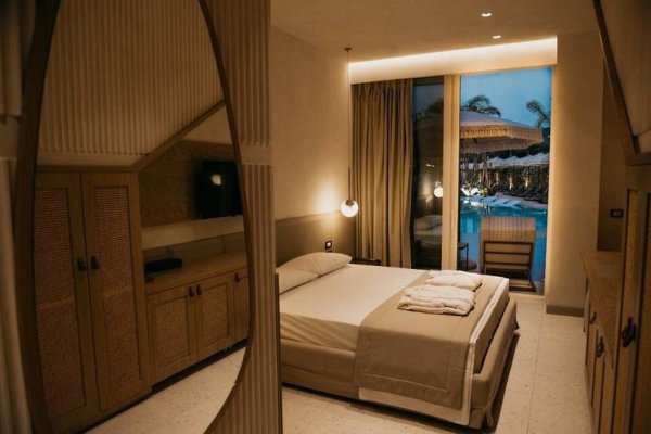 Elite Bay Boutique Hotel