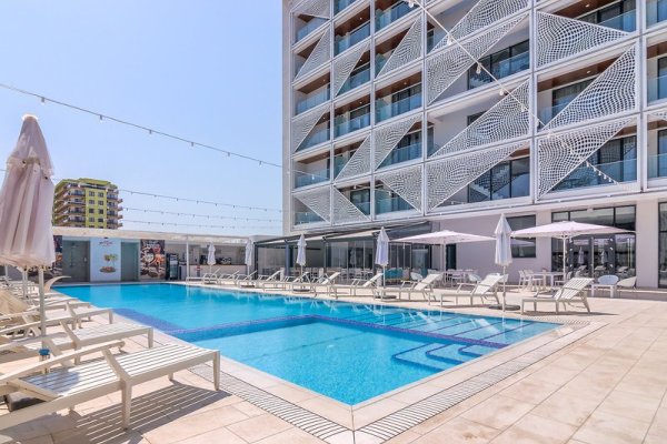Nyota Hotel