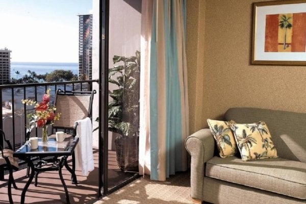 Aqua Palms Waikiki