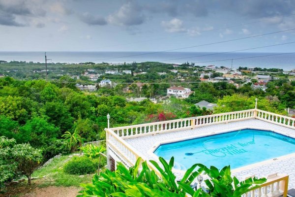 Emerald View Resort Villa