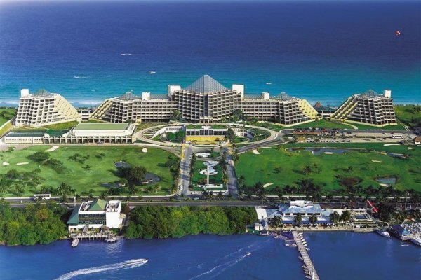 Royal Service at Paradisus Cancun