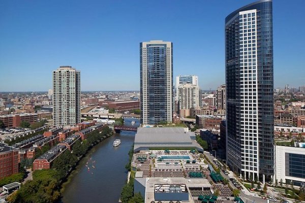 Holiday Inn Chicago Mart Plaza River North
