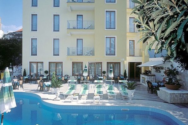 Hotel Albatros
