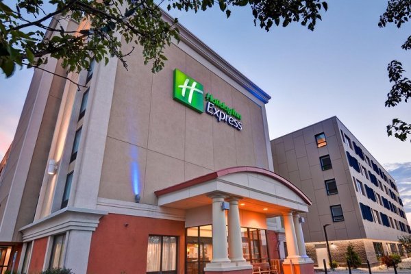 Holiday Inn Express Boston