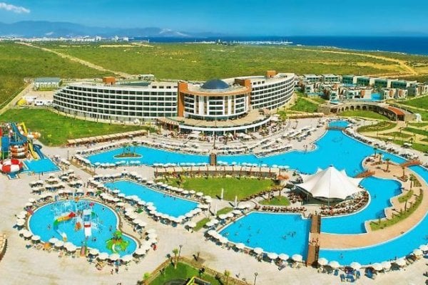 Aquasis De Luxe Resort & Spa