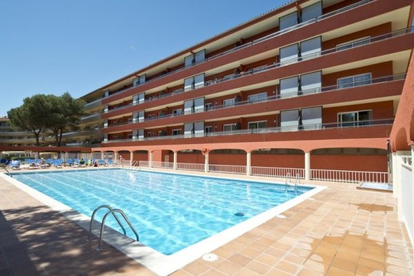 Salles Beach Apartments