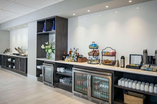 Hilton Suites Brentwood
