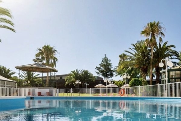 Hotel ILUNION Las Lomas