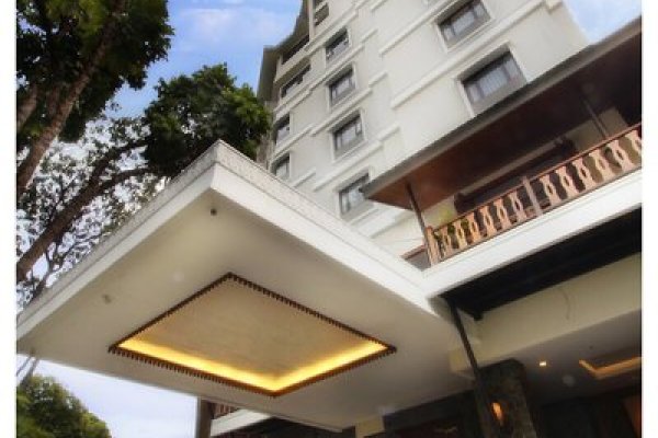 Sukajadi Hotel