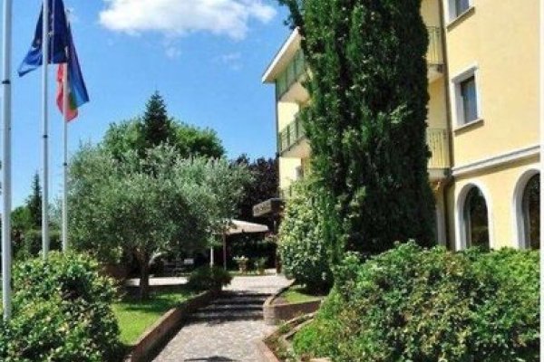 Phi Hotel Hortensis