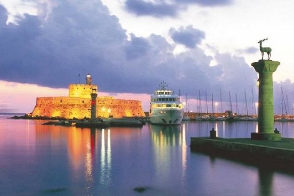 3 Charites Old Town