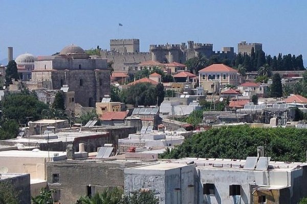 3 Charites Old Town