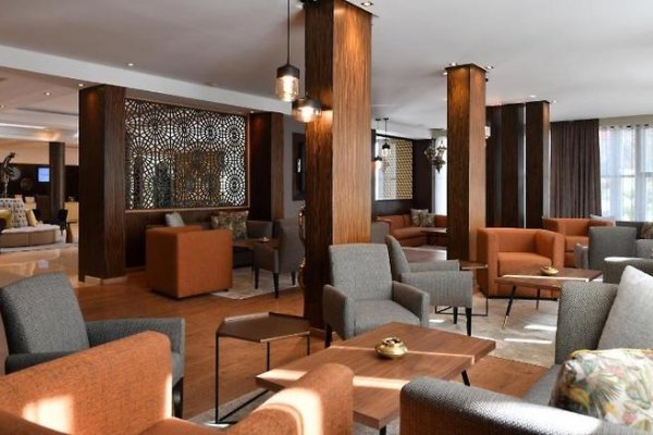 Dawliz Resort & Spa