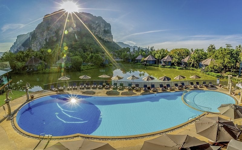 Peace Laguna Resort & Spa