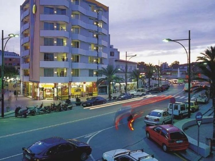 Apartaments Lloret Sun