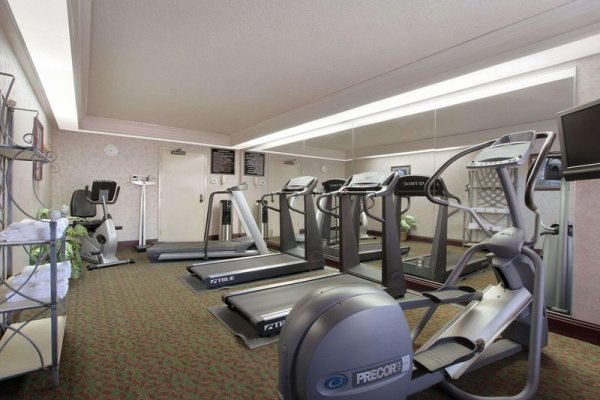 Days Inn by Wyndham Longview South