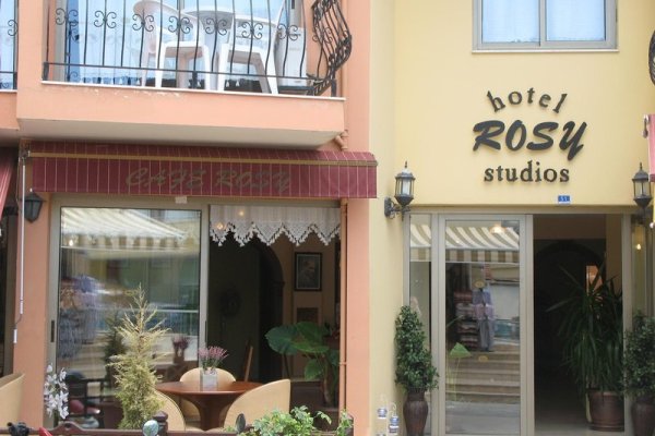 Hotel Rosy Suites