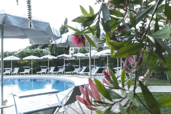 Suites Marilia Apartments