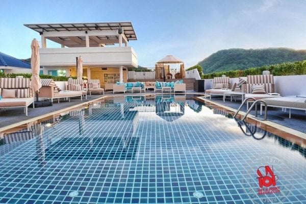 Radisson Red Phuket Patong Beach