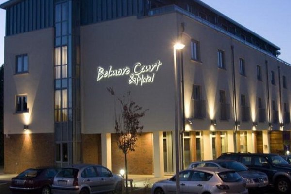 Belmore Court & Motel