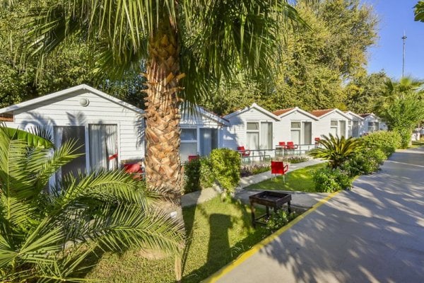 Altinkum Bungalow Hotel