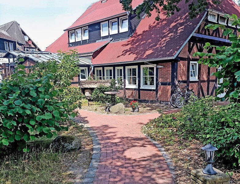 CAREA Ferien- & Reitsport-Hotel Brunnenhof