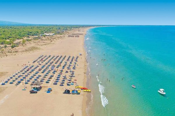 Kalogria Beach Hotel