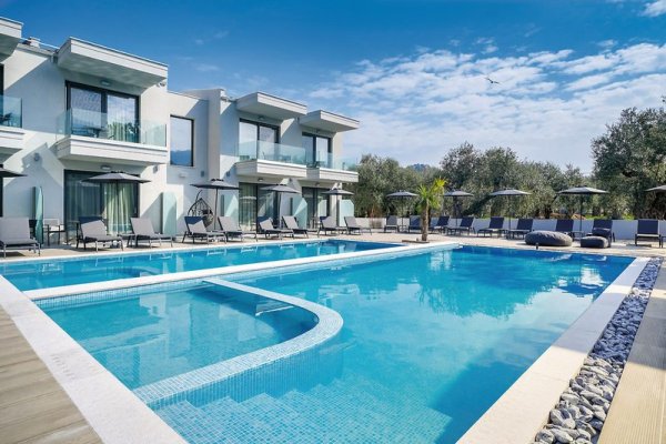 Anassa Blue Boutique Hotel